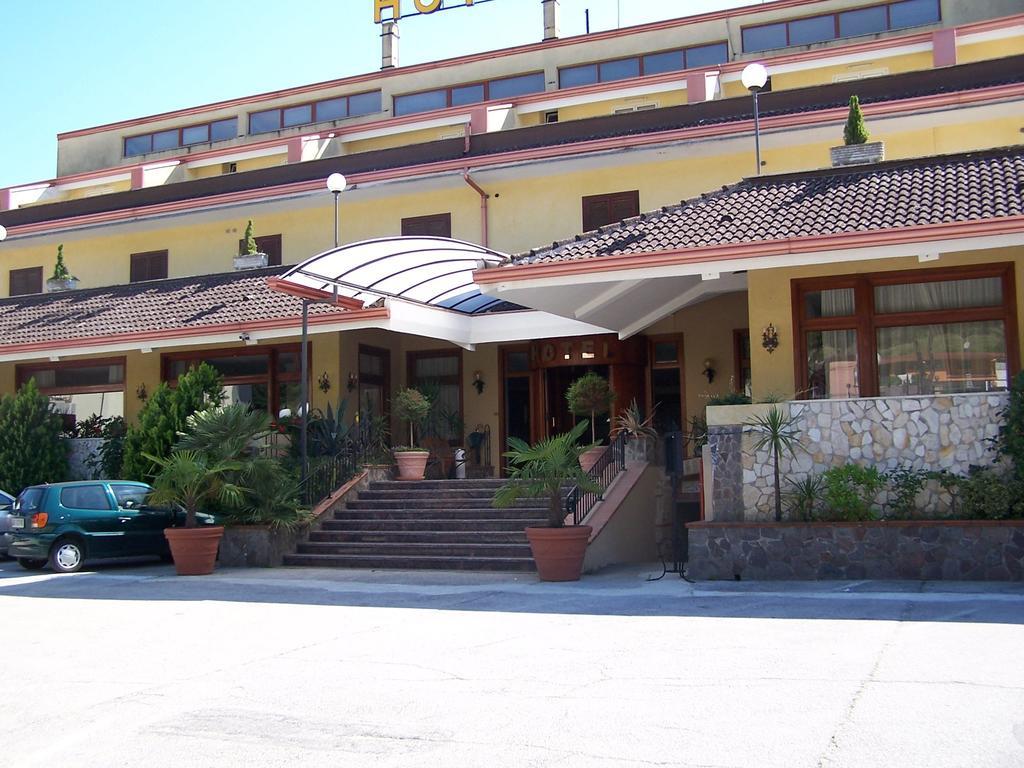 Hotel Ristorante Belvedere Казерта Экстерьер фото