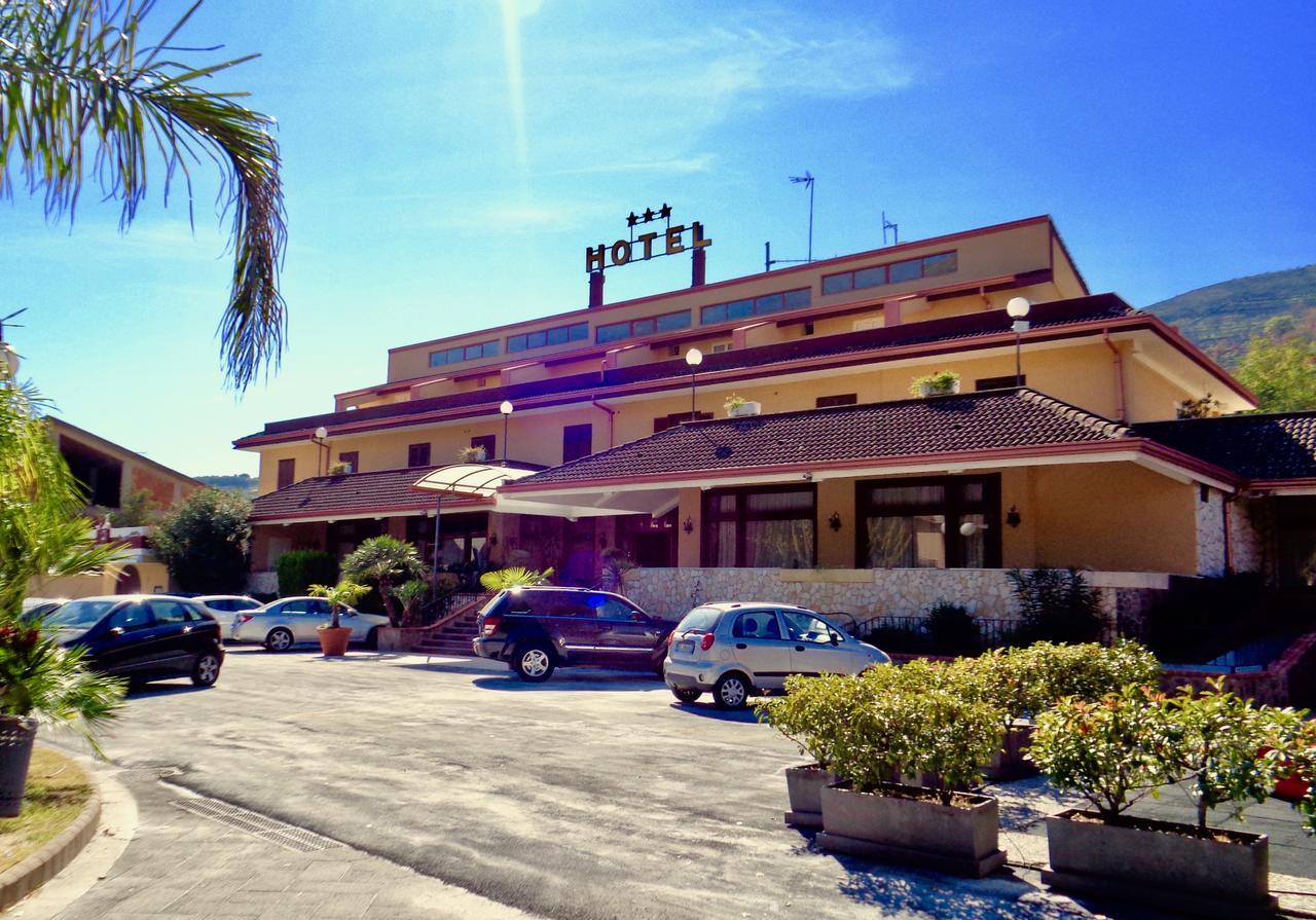 Hotel Ristorante Belvedere Казерта Экстерьер фото