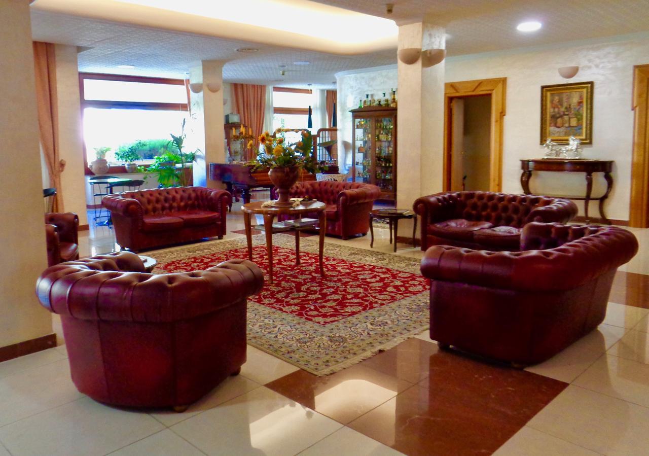 Hotel Ristorante Belvedere Казерта Экстерьер фото