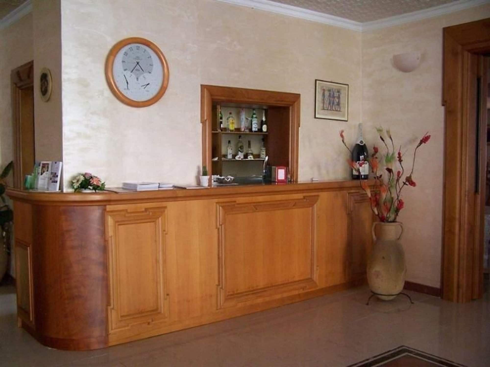 Hotel Ristorante Belvedere Казерта Экстерьер фото
